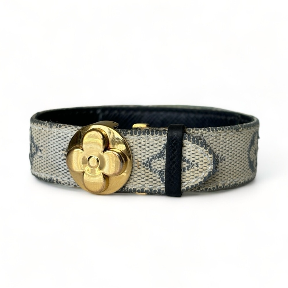 Louis Vuitton Voeux Good Luck Monogram Bracelet (Medium)